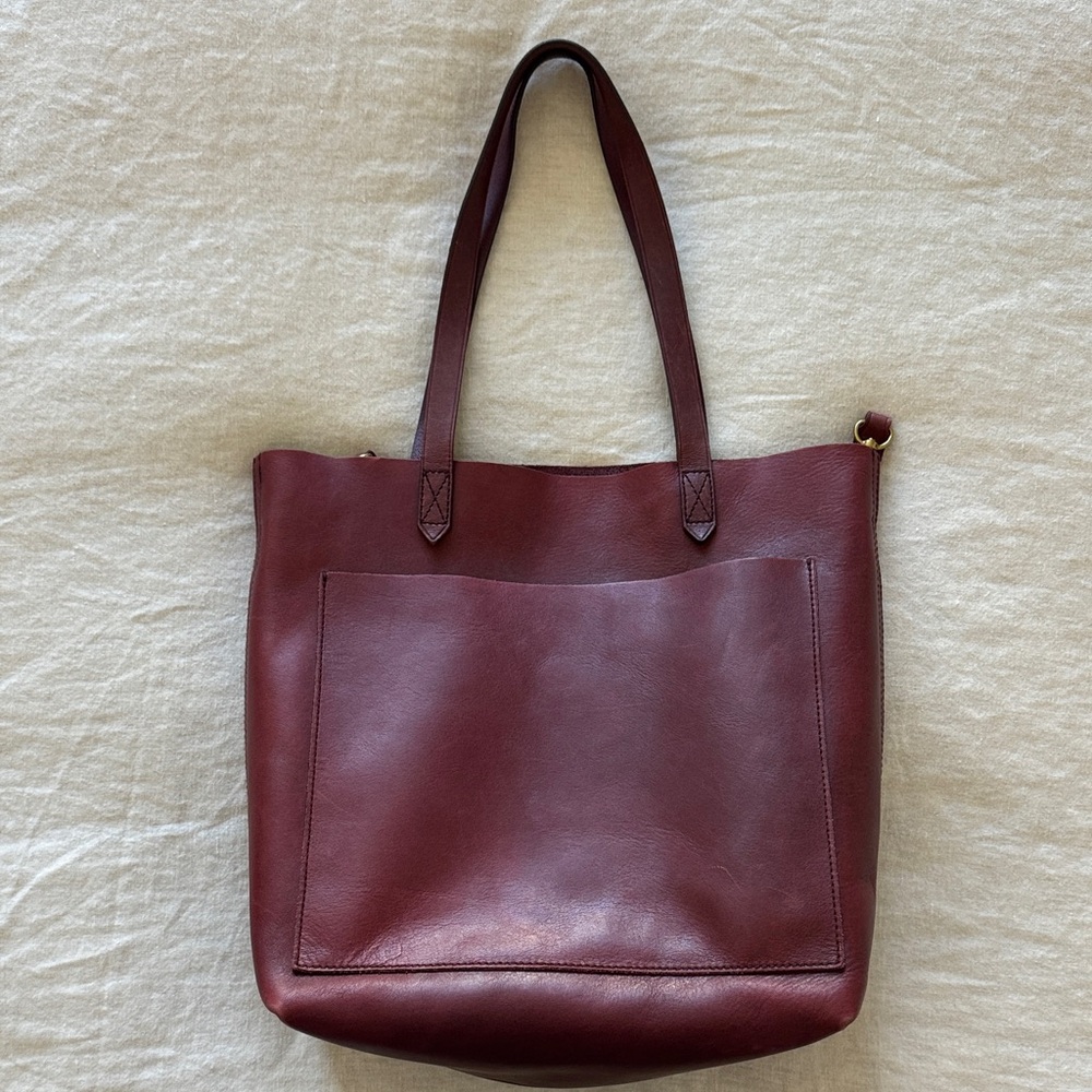 Madewell Medium Transport Tote in Burgundy